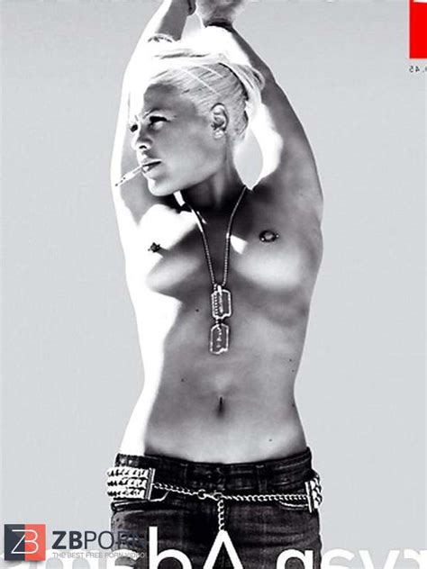 Celebs Passport Spunk Over Vol ZB Porn