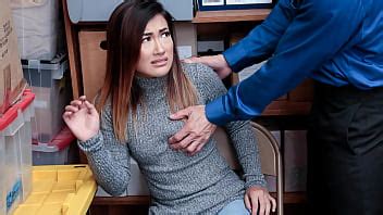 Mall Officer Discovers Boxes Of Stolen Goods In The Teen S Bag Lyftersex Xvideos