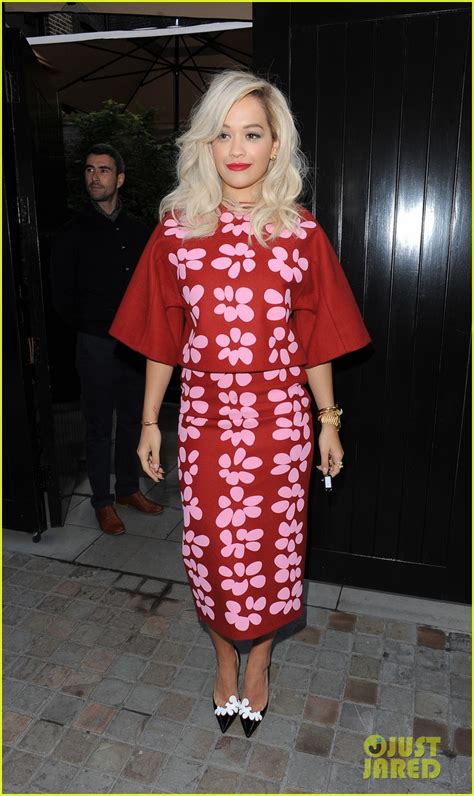 Rita Ora Shows Off Side Boob While Celebrating No 1 U K Single With