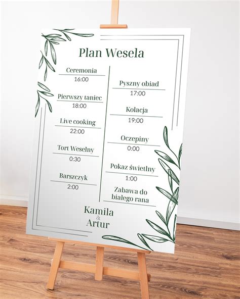 Rustykalna tablica z planem harmonogramem wesela przyjęcia Natural