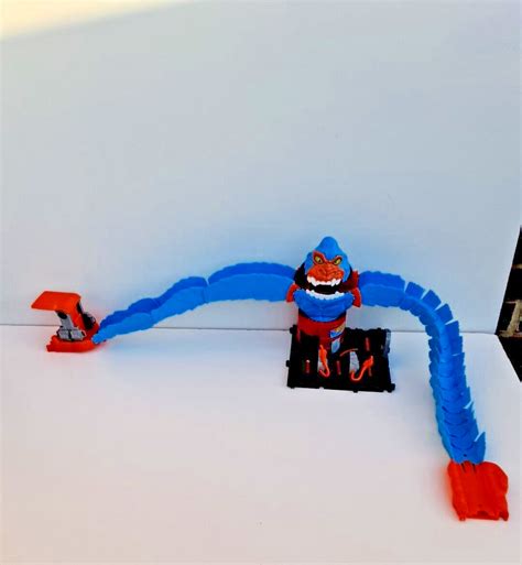 Hot Wheels City Downtown Repair Station Playset Track Set