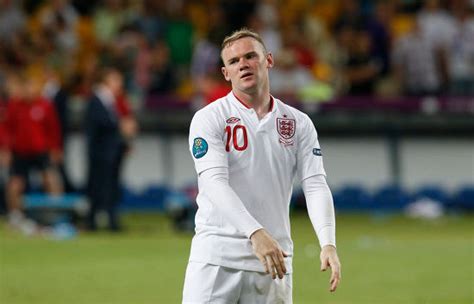 Englands Wayne Rooney Reafts After Losing Editorial Stock Photo Stock