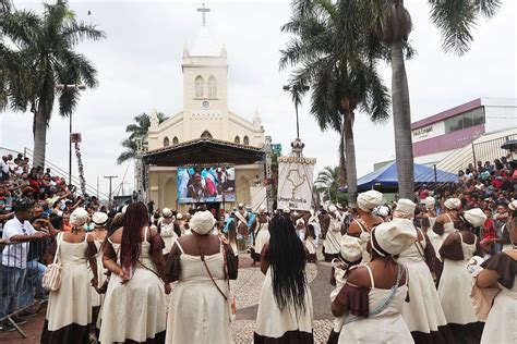 Ternos Comemoram Os Anos Da Festa Do Congado Em Uberl Ndia Di Rio