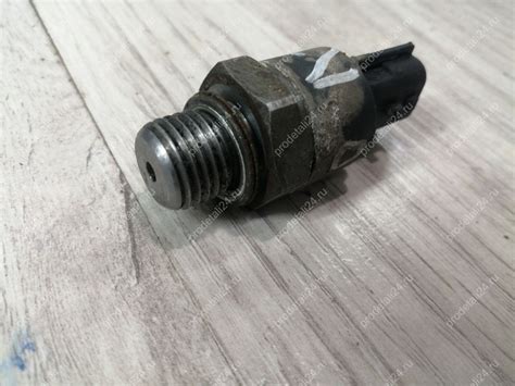 Датчик давления масла Renault LOGAN 2 8200671274 купить б/у | Артикул 74634