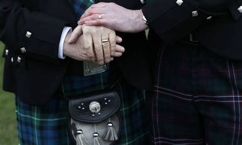 Escócia aprova o casamento gay Jornal O Globo