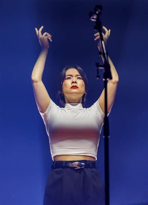 Mitski Is Mesmerizing In A Multi Night Stand In La Concert Review