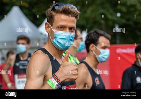 german long distance runner  res stock photography  images alamy