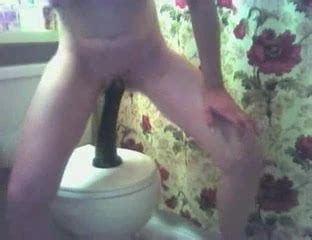 Brincando No Banheiro Sex Toy Porn XHamster