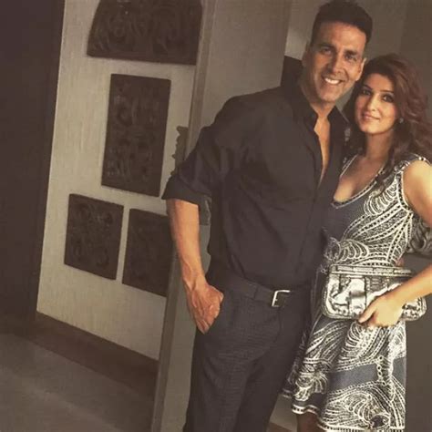When Twinkle Khanna Had Revealed That Mother Dimple Kapadia Thought Her Then BF Akshay Kumar Is Gay