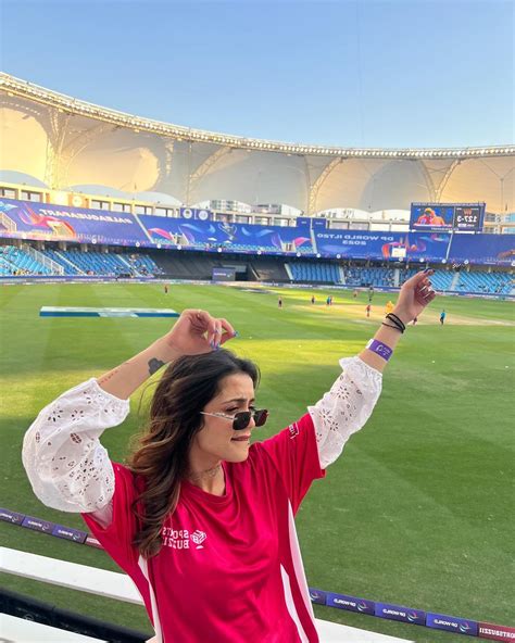 Niharika Tiwari Photos Hot Collection