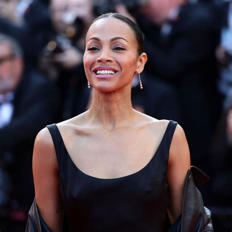 Zoe Saldaña shows off her bikini dance in a playful summer moment