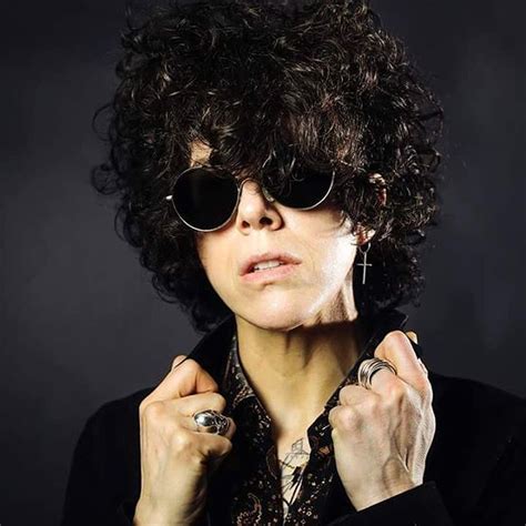 Pin By Jaydee On LP Singer Lp Singer Gay Outfit