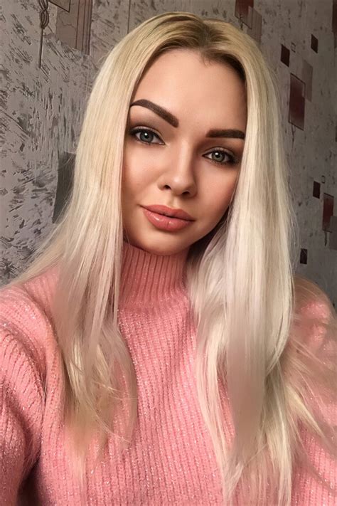 Beautiful Anna Y O From Dnepr With Blonde Hair ID LadaDate