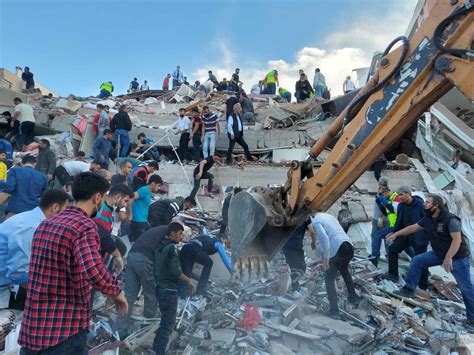 Turkey Earthquake 3 Year Old Girl Rescued Alive After 65 Hours Trapped Under Rubble Cnn