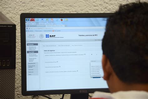 Cuáles son las sanciones por no presentar la declaración anual al SAT