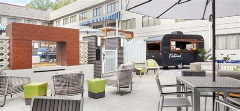 12 Best Hotels With Balcony In Nashville, Tennessee - Updated 2024 ...