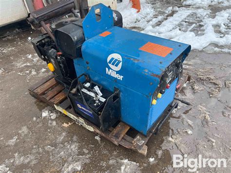 Miller Aead 200le Gas Engine Weldergenerator Agriculture Bigiron