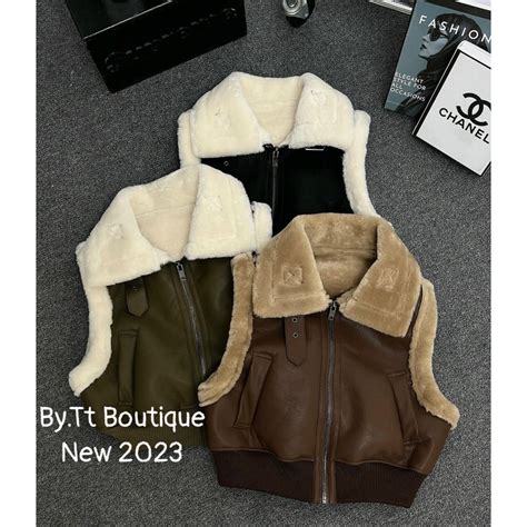 HÀNG SẴN Áo Khoác Gile Da lộn viền lông hàng QCCC 3 màu Hot hit Áo gile dày dặn ấm áp