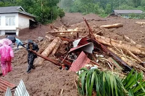 Bpbd Ungkap Korban Banjir Bandang Di Wilayah Sumbar Capai Orang