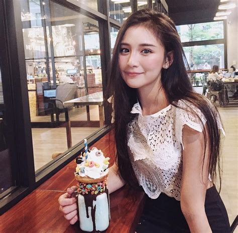 Hot girl Instagram Đài Loan khoe mặt xinh dáng chuẩn ngắm hoài không chán