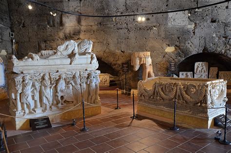 filehierapolis archaeology museum turkey jpg