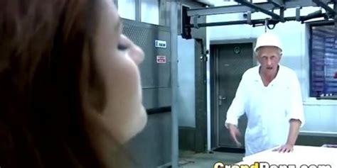 Sixty Nine With Lovely Brunette Hottie On Photo Shoot Tnaflix