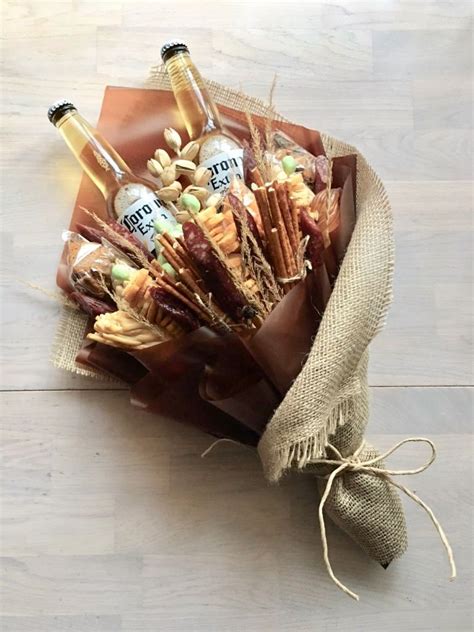 Вкусные букеты для мужчины (54 фото)