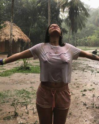 No Bra Club Huge Boobs And Juicy Juggs Edition Porn Pictures Xxx Photos Sex Images