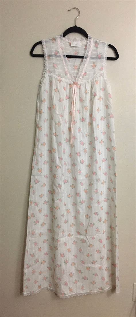 Vintage S S Nightgown Lingerie Slip Dress Miss Elaine Romantic Maxi Lace Trim White Rose