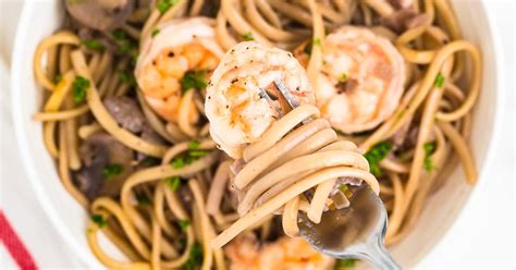 Shrimp & Mushroom Pasta In Wine Cream Sauce - Cheerful Cook