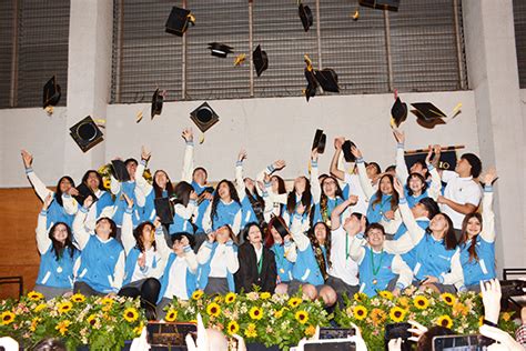 Despedida Y Licenciatura Cuartos Medios Colegio Alicante De La