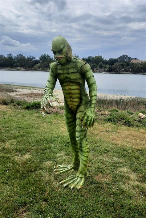 Creature From The Black Lagoon 1 1 Scale Lifesize Statue Etsy