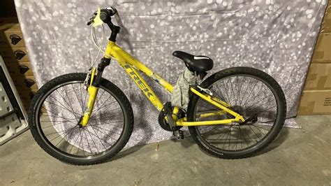 Yellow Trek Bike Big Valley Auction