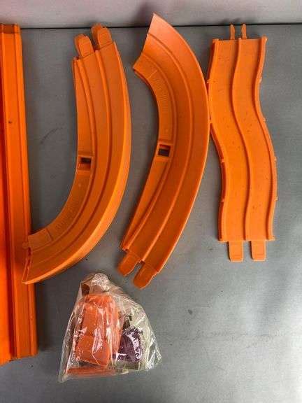 1969 Mattel Hot Wheels Sizzlers Pacific 8 Electric Car Race Set Matthew Bullock Auctioneers