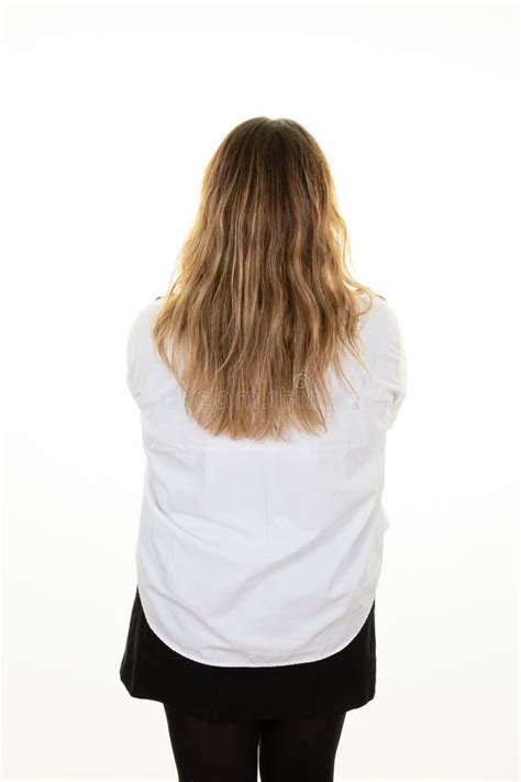 Junge Blonde Frau Von Hinten Mit Langhaarblond Gekleidet In Schwarzem Rock Und Wei Er Bluse