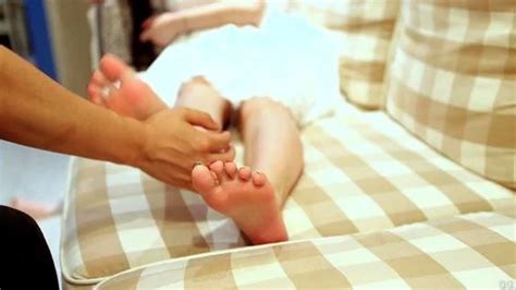 Watch 脚模摄影 上门拍极品美脚 Feet Asian Chinese Porn SpankBang