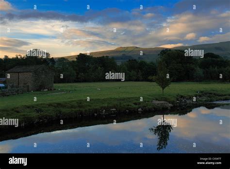 Visit To Hawes Hi Res Stock Photography And Images Alamy