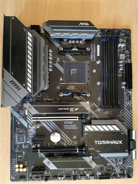 MSI B550 Tomahawk