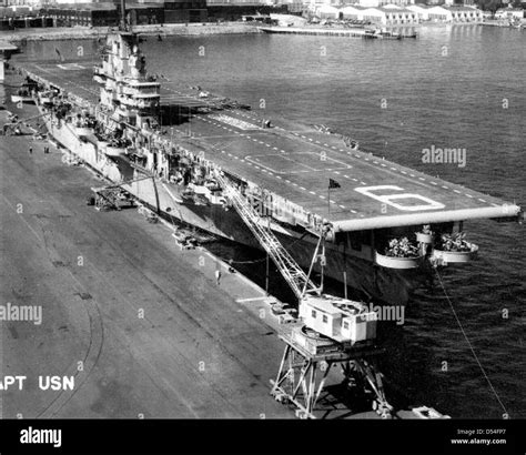 Uss essex cv 9 hi-res stock photography and images - Alamy