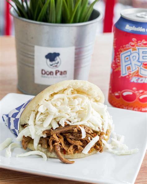 "Pelua" Arepa – Don Pan Miami Beach