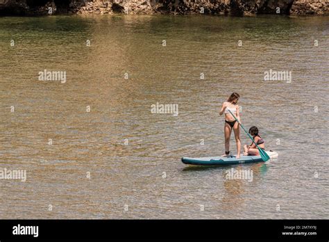 Mädels bikini Fotos und Bildmaterial in hoher Auflösung Alamy