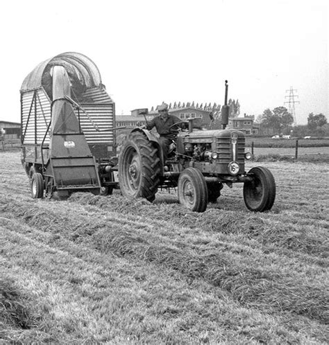 Fotos Uit De Oude Doos Van Landbouwmechanisatie 05 En 06 1965