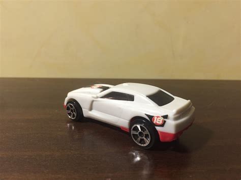 Hot Wheels Kupindo
