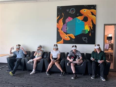 Augment Reality + Virtual Reality | Digital Technology and Culture