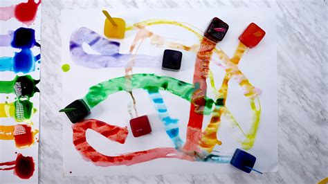 H2Whoa! Painting with Ice Cubes - Super Simple