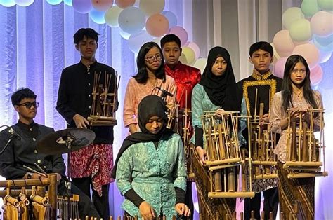 Warga Jepang Antusias Saksikan Tampilan Angklung Siswa Sekolah