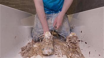 Messy And Destroy Nike TN3 And Clothes XVIDEOS