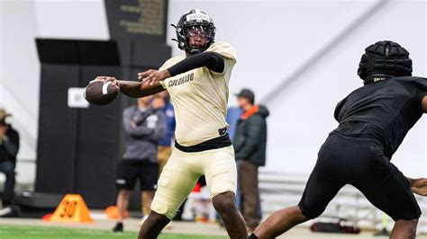 Shedeur Sanders and Travis Hunter speak on team bonding