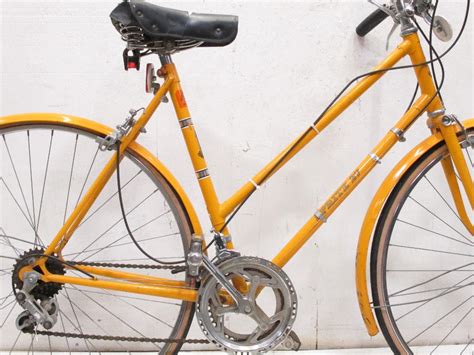 Vintage Raleigh Sprite 27 Womens Hybrid Cruiser Bike Property Room