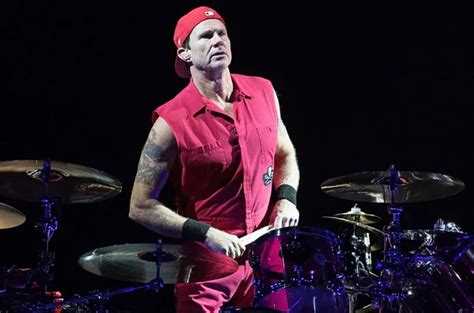 Quem é o maior baterista de rock segundo Chad Smith do Red Hot Chili Peppers Lully FM